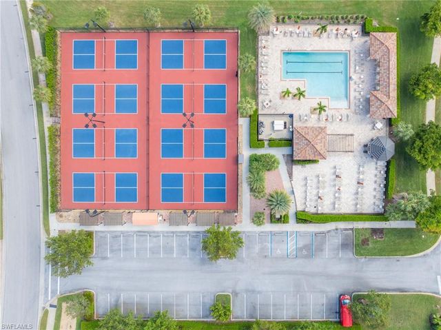 9582 Firenze CIR, Naples, FL 34113