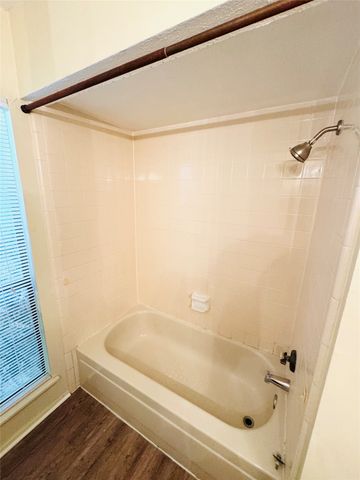 8513 Kensington Drive, Rowlett, TX 75088