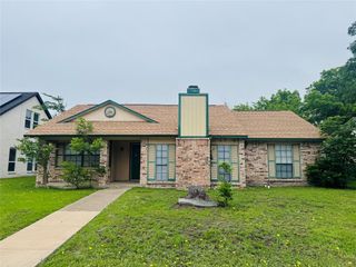 8513 Kensington Drive, Rowlett, TX 75088