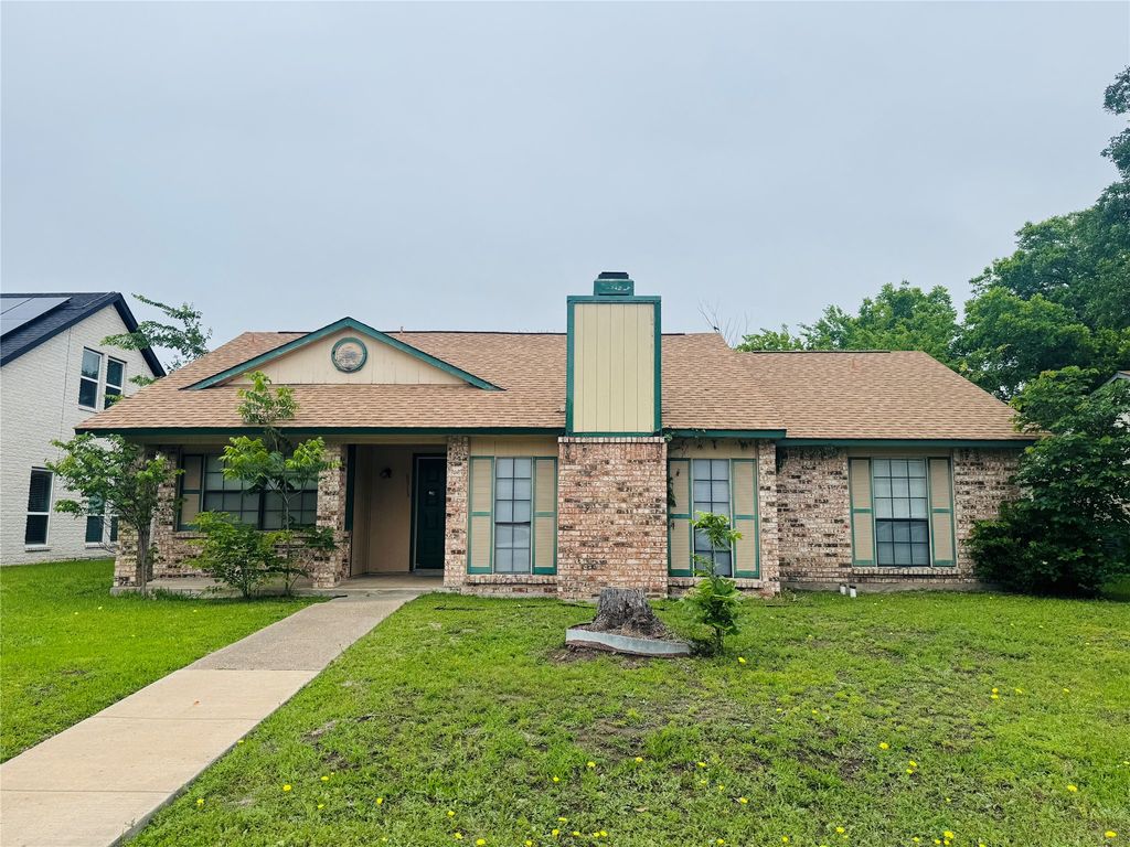 8513 Kensington Drive, Rowlett, TX 75088