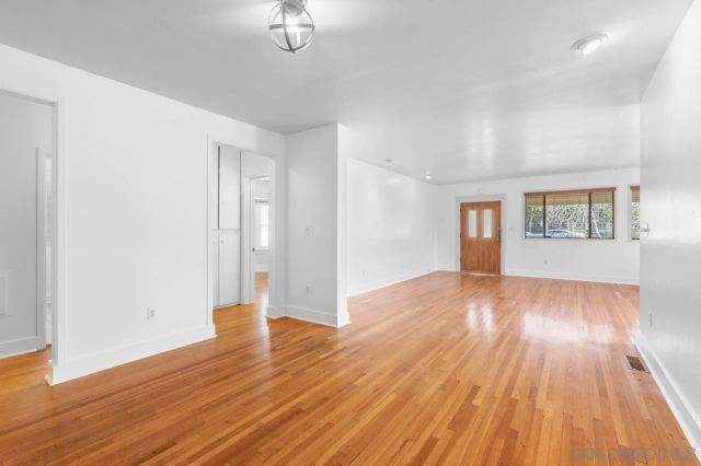 1698 Myrtle Ave, San Diego, CA 92103