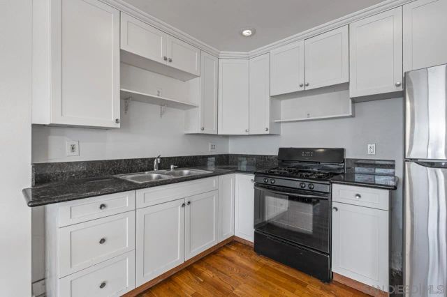 1698 Myrtle Ave, San Diego, CA 92103