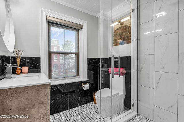 72 1st Street, Keyport, NJ 07735