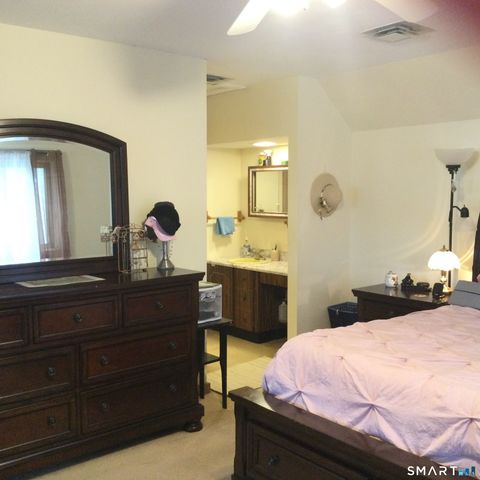 13 Algonquin Lane C, Stratford, CT 06614