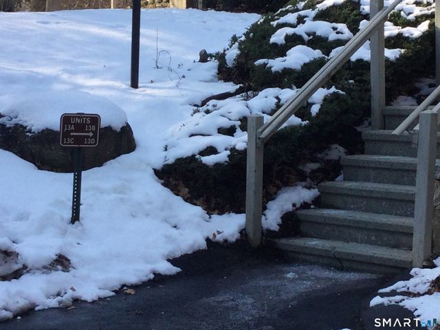 13 Algonquin Lane C, Stratford, CT 06614