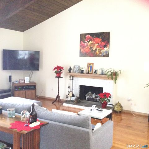 13 Algonquin Lane C, Stratford, CT 06614