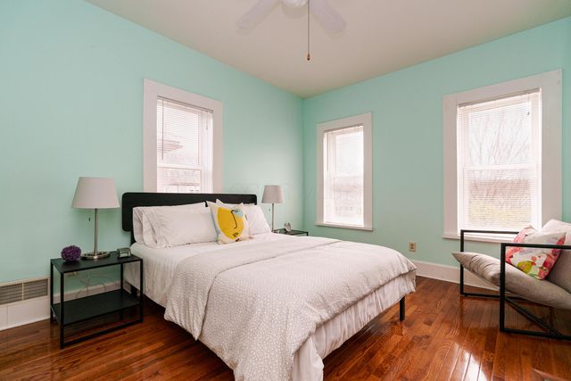 66 E Hubbard Avenue, Columbus, OH 43215