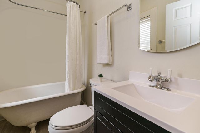 66 E Hubbard Avenue, Columbus, OH 43215