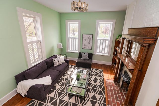 66 E Hubbard Avenue, Columbus, OH 43215