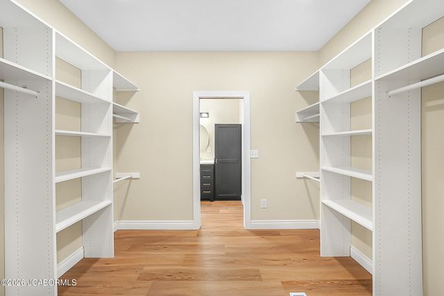 1830 PINNACLE POINT, Holts Summit, MO 65043