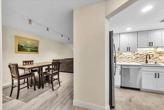 3909 N Ocean Boulevard 210, Fort Lauderdale, FL 33308