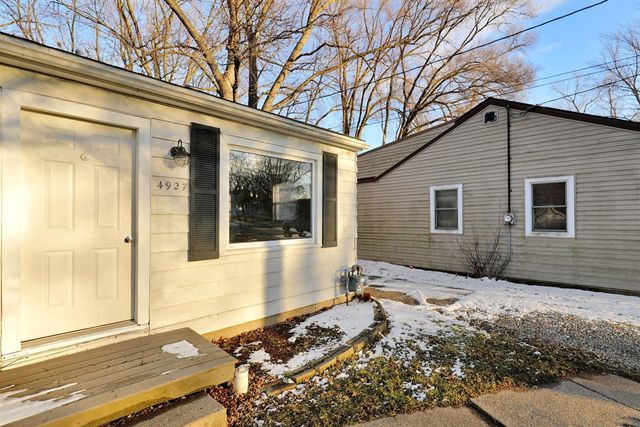4927 Starr Avenue, Lansing, MI 48910