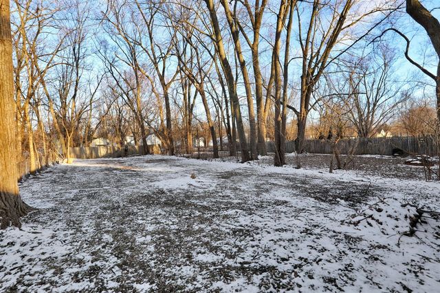 4927 Starr Avenue, Lansing, MI 48910