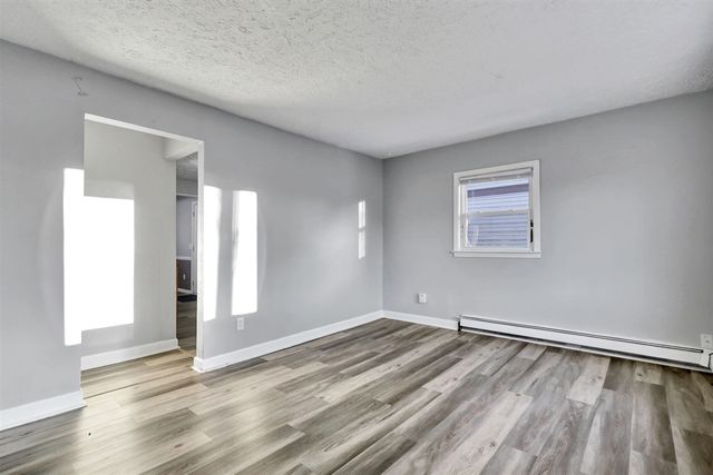 4927 Starr Avenue, Lansing, MI 48910