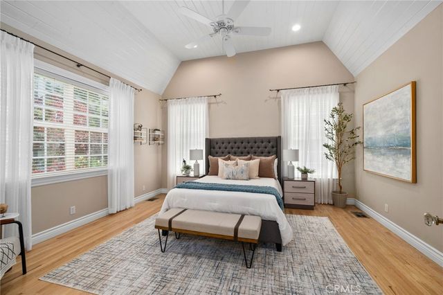 1027 Pintail Circle, Lake Arrowhead, CA 92352