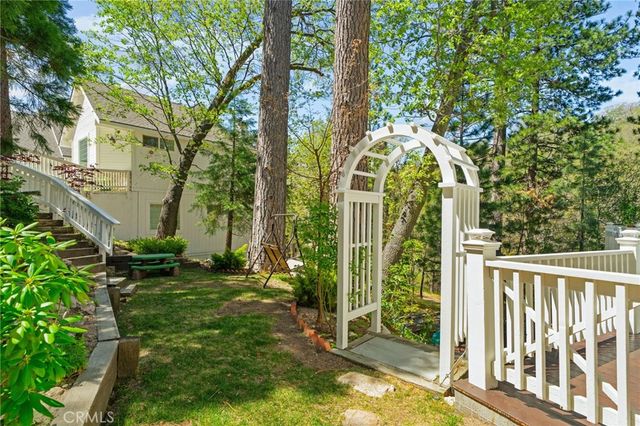 1027 Pintail Circle, Lake Arrowhead, CA 92352