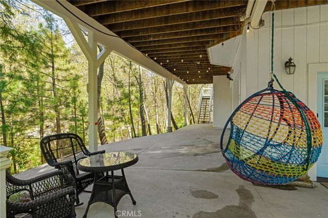 1027 Pintail Circle, Lake Arrowhead, CA 92352