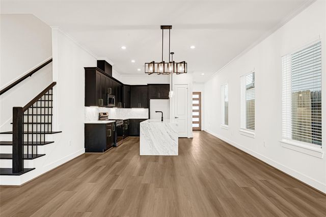 7944 Dyer Street, Houston, TX 77088