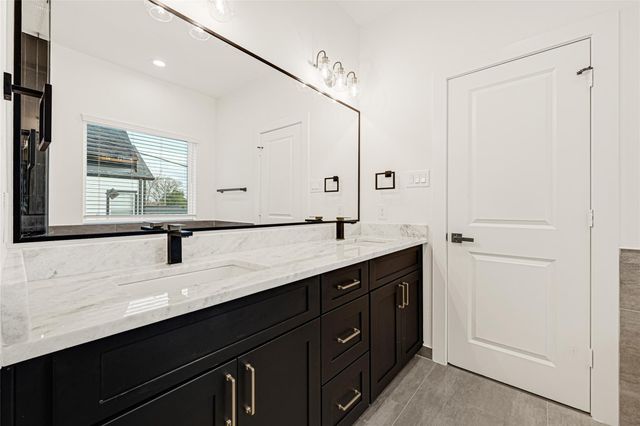 7944 Dyer Street, Houston, TX 77088