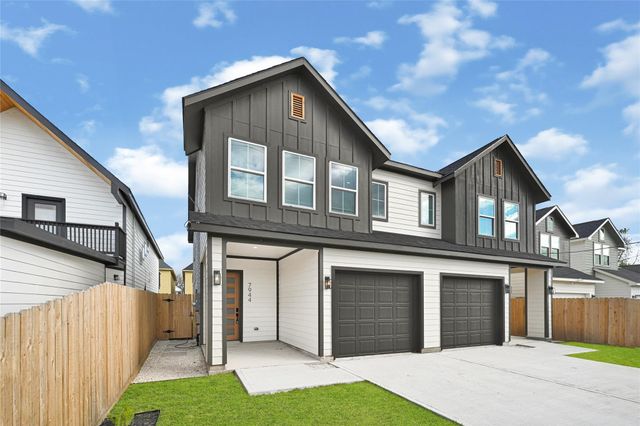 7944 Dyer Street, Houston, TX 77088