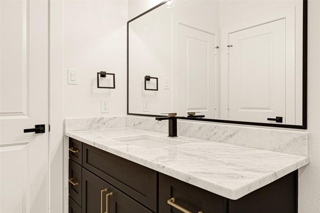 7944 Dyer Street, Houston, TX 77088