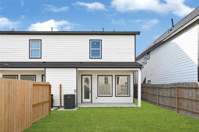 7944 Dyer Street, Houston, TX 77088