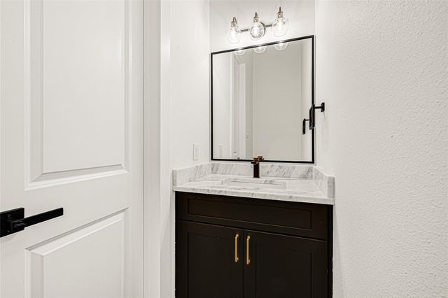 7944 Dyer Street, Houston, TX 77088