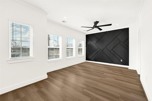 7944 Dyer Street, Houston, TX 77088