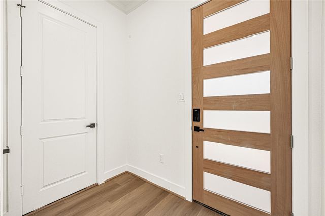 7944 Dyer Street, Houston, TX 77088