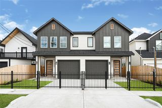 7944 Dyer Street, Houston, TX 77088