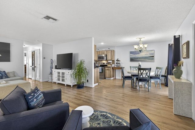 5455 Janice Lane, West Palm Beach, FL 33417