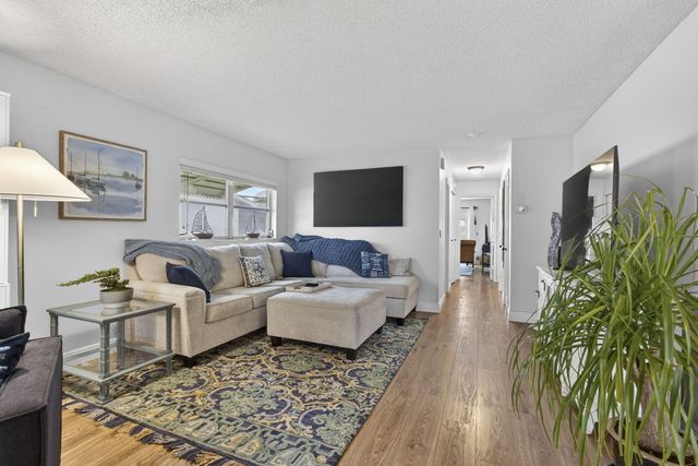 5455 Janice Lane, West Palm Beach, FL 33417