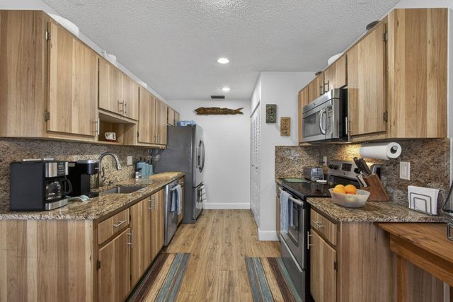 5455 Janice Lane, West Palm Beach, FL 33417