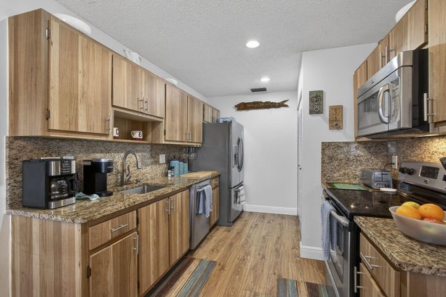 5455 Janice Lane, West Palm Beach, FL 33417