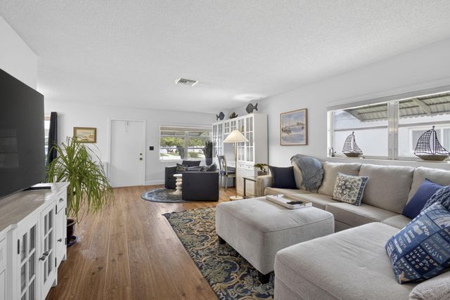 5455 Janice Lane, West Palm Beach, FL 33417