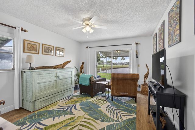 5455 Janice Lane, West Palm Beach, FL 33417