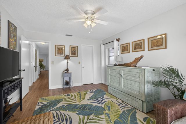 5455 Janice Lane, West Palm Beach, FL 33417