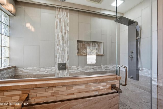 13225 PACEMAKER Drive, Jacksonville, FL 32225