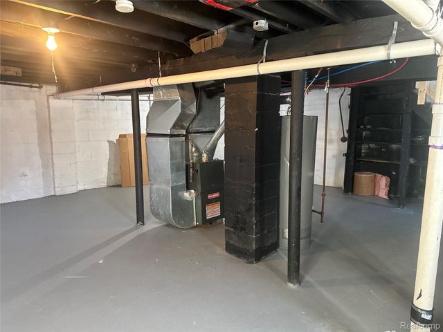 17809 Binder Street, Detroit, MI 48212