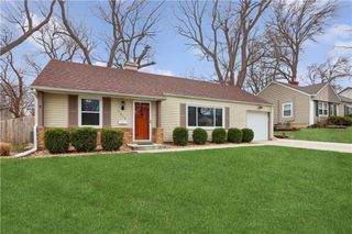 7516 High Drive, Prairie Village, KS 66208