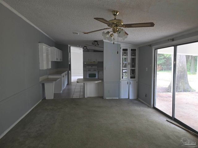 4833 Guernsey Rd, Pace, FL 32571