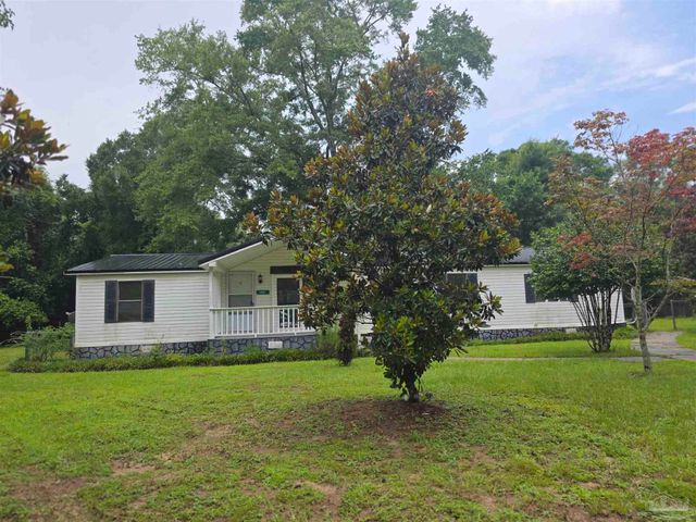 4833 Guernsey Rd, Pace, FL 32571