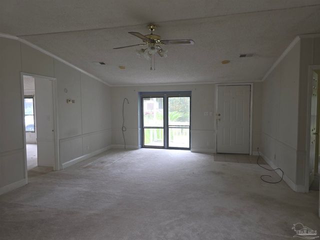 4833 Guernsey Rd, Pace, FL 32571