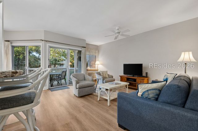 77 Ocean Ln Apt 612, Hilton Head Island, SC 29928