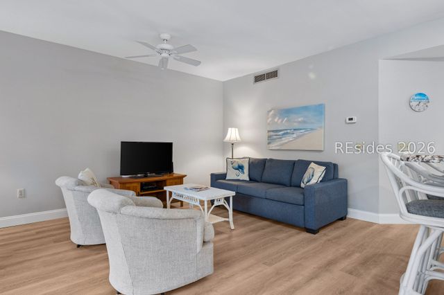 77 Ocean Ln Apt 612, Hilton Head Island, SC 29928