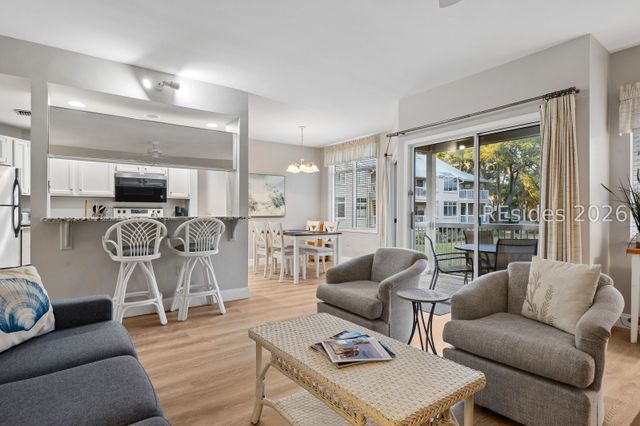 77 Ocean Ln Apt 612, Hilton Head Island, SC 29928