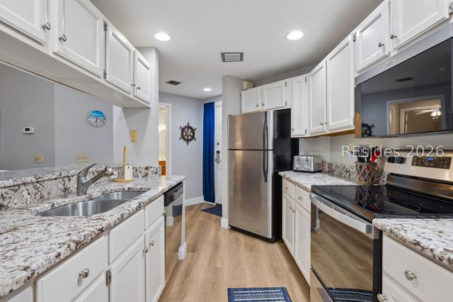 77 Ocean Ln Apt 612, Hilton Head Island, SC 29928