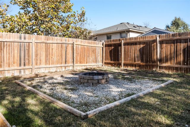 3817 Tailfeather DR, Round Rock, TX 78681