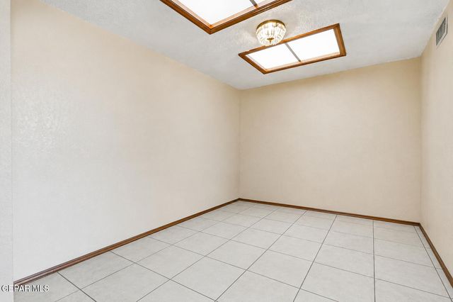 4520 MAJ SPRAGUE Avenue, El Paso, TX 79924
