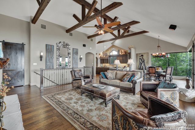1746 Stagecoach, Canyon Lake, TX 78133